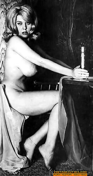Exclusive vintage erotica photos of a big busty porn - part 925 page 1