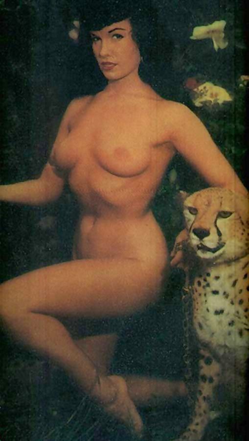 Color porn photos with nude pinup queen bettie page - part 1536 page 1