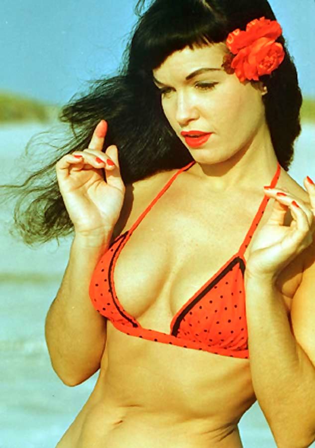 Color porn photos with nude pinup queen bettie page - part 1536 page 1