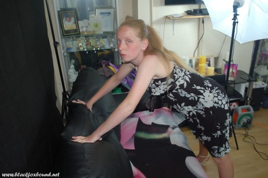 Ugly female is kept quiet with a variety of gags in pantyhose page 1