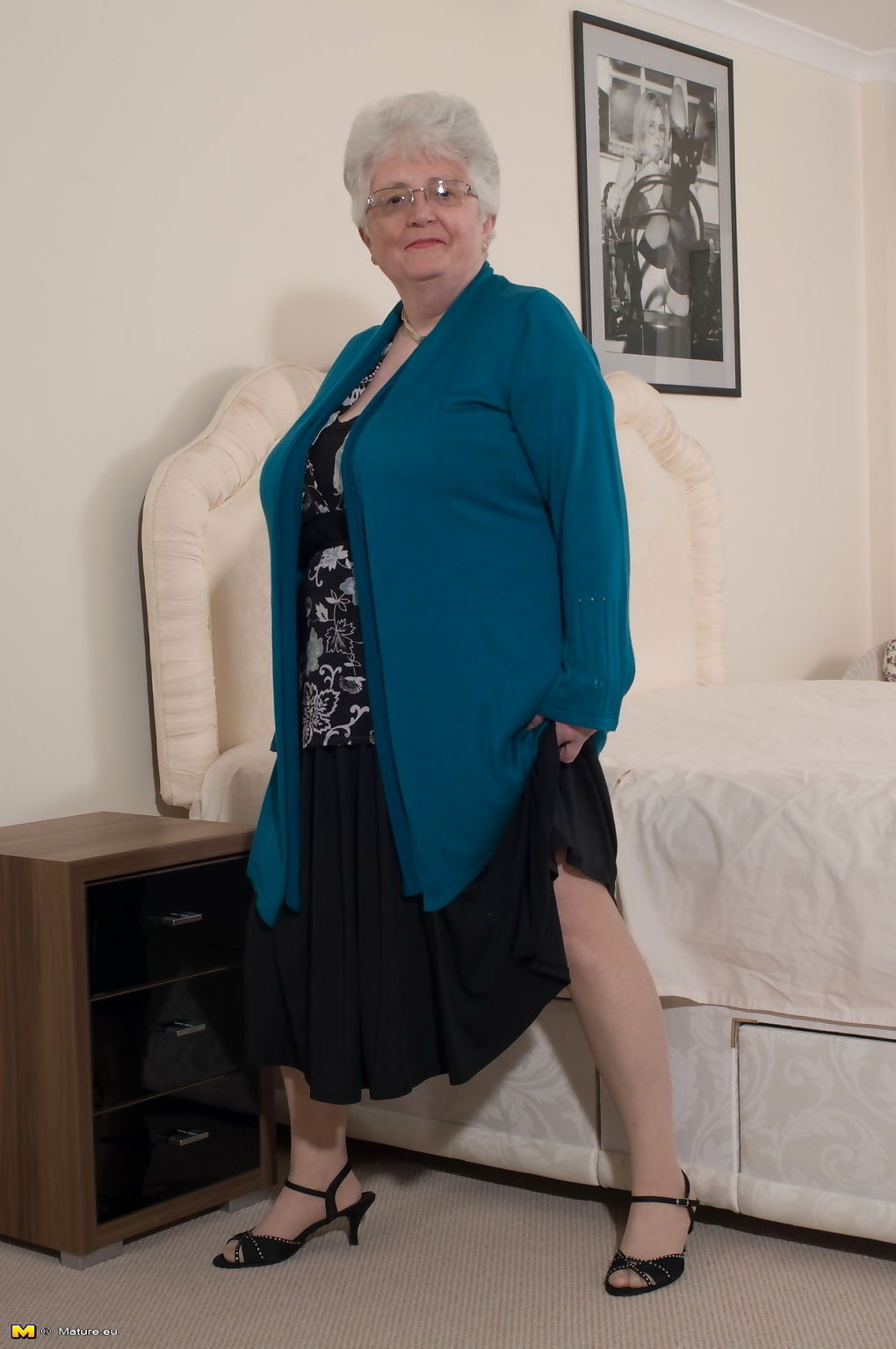 Naughty big breasted british granny getting frisky - part 3523 page 1
