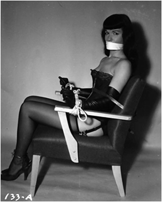 Retro bondage pics with bettie page that were made and collected in 60s - part 1537 page 1